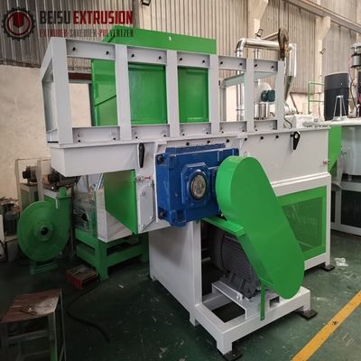 630mm PVC HDPE Pipe Plastic Shredder Machine With Magnetic Separator Conveyor Belt
